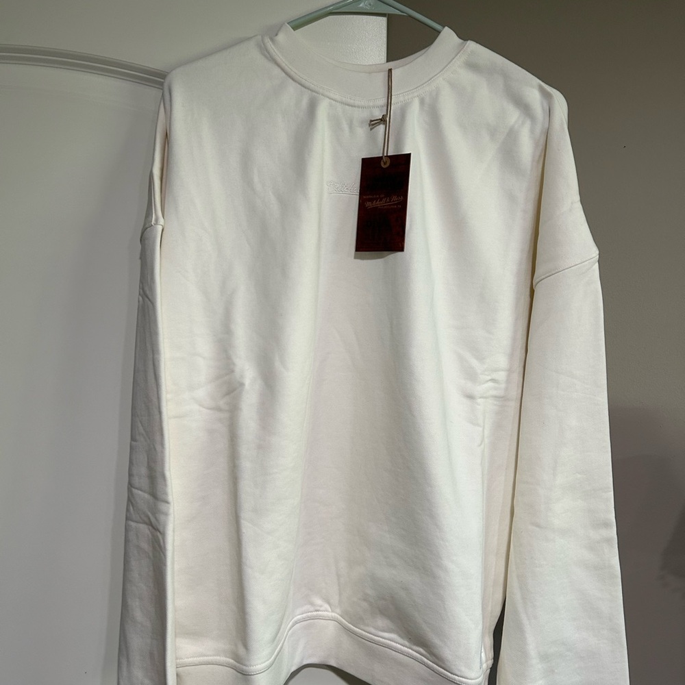 Mitchell and Ness NWT Large Sweatshirt